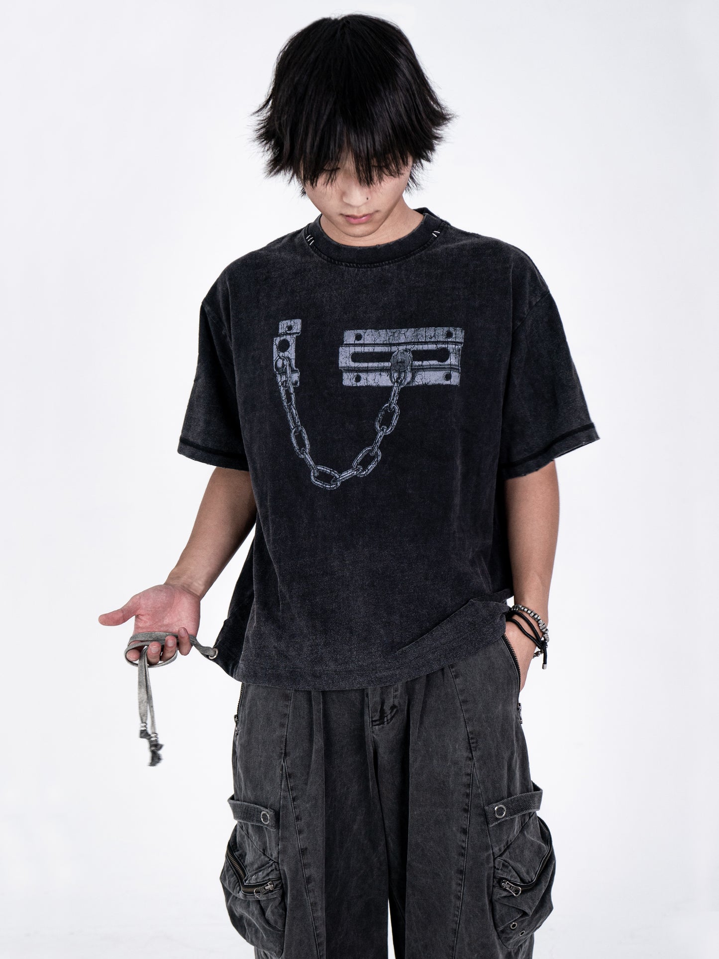 'Lock+Chain' Draw-String Tee